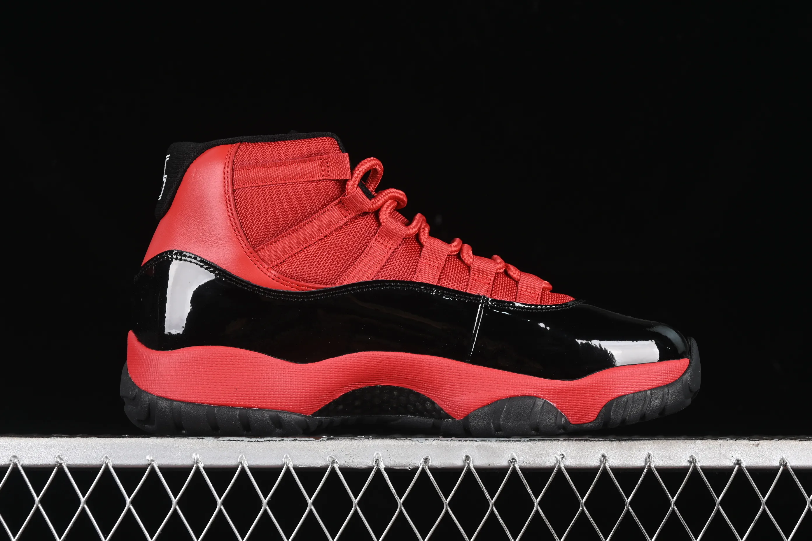 All categories Air Jordan Jordan series basketball shoes Air Jordan 11 Air Jordan 11 Retro AJ11 Joe 11 black and red high-top basketball shoes CT8012-600